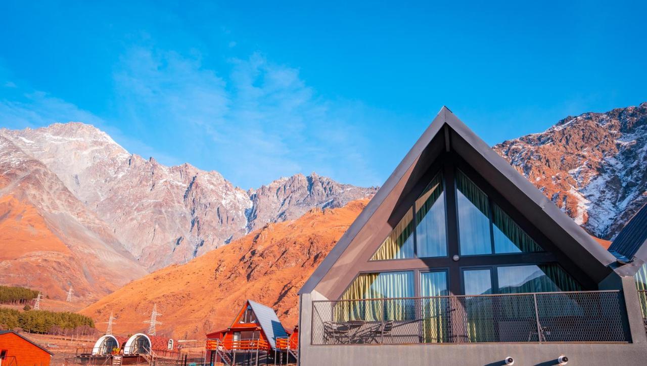Kazbegi View Cottages ภายนอก รูปภาพ