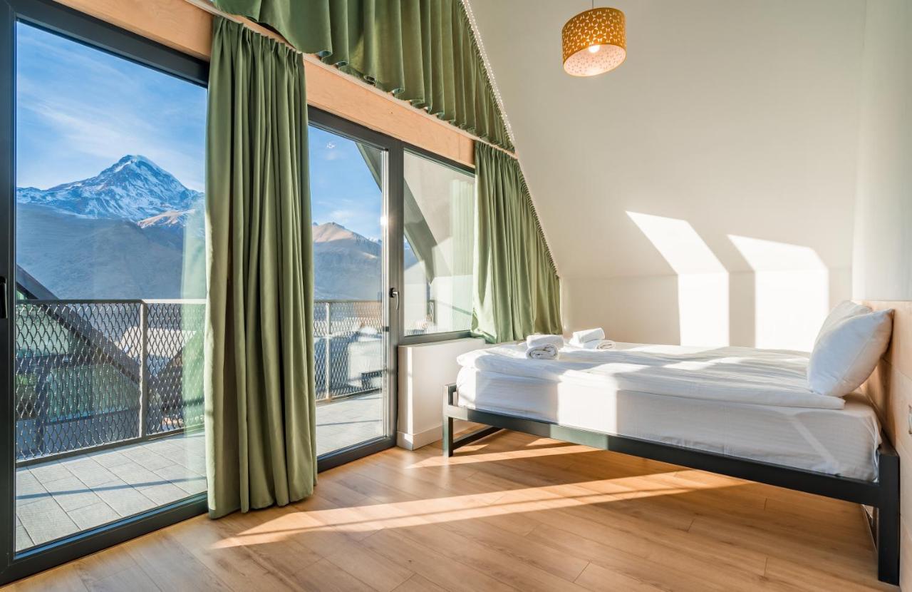 Kazbegi View Cottages ภายนอก รูปภาพ