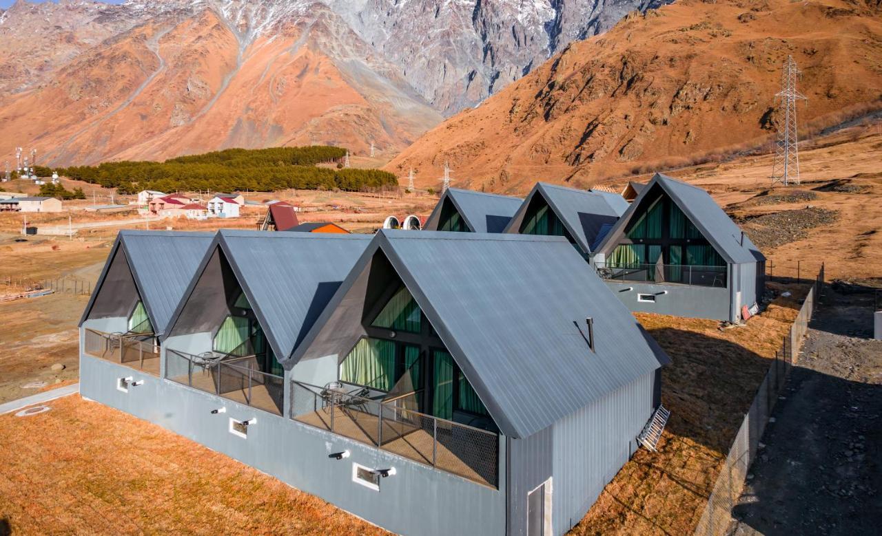 Kazbegi View Cottages ภายนอก รูปภาพ