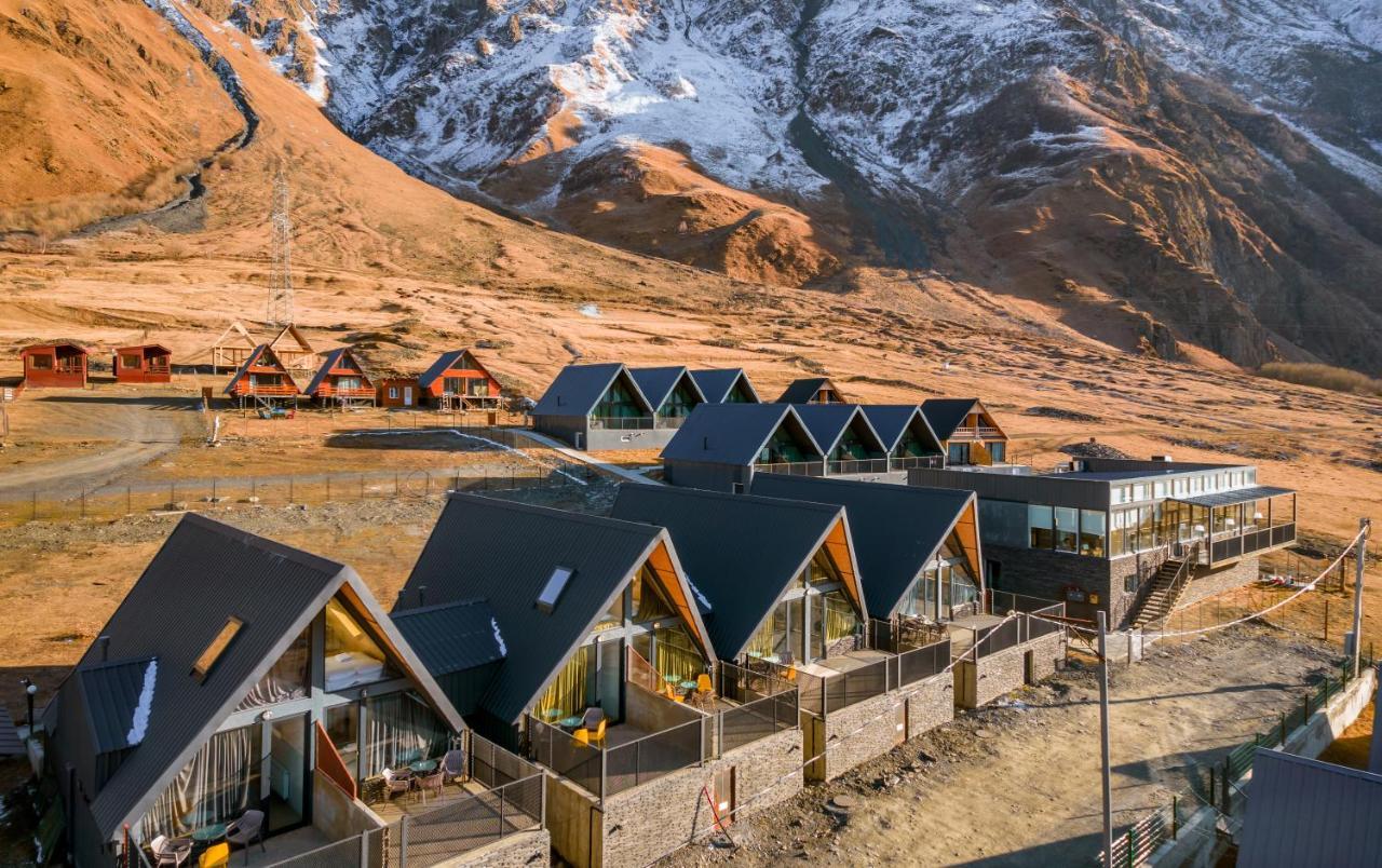 Kazbegi View Cottages ภายนอก รูปภาพ