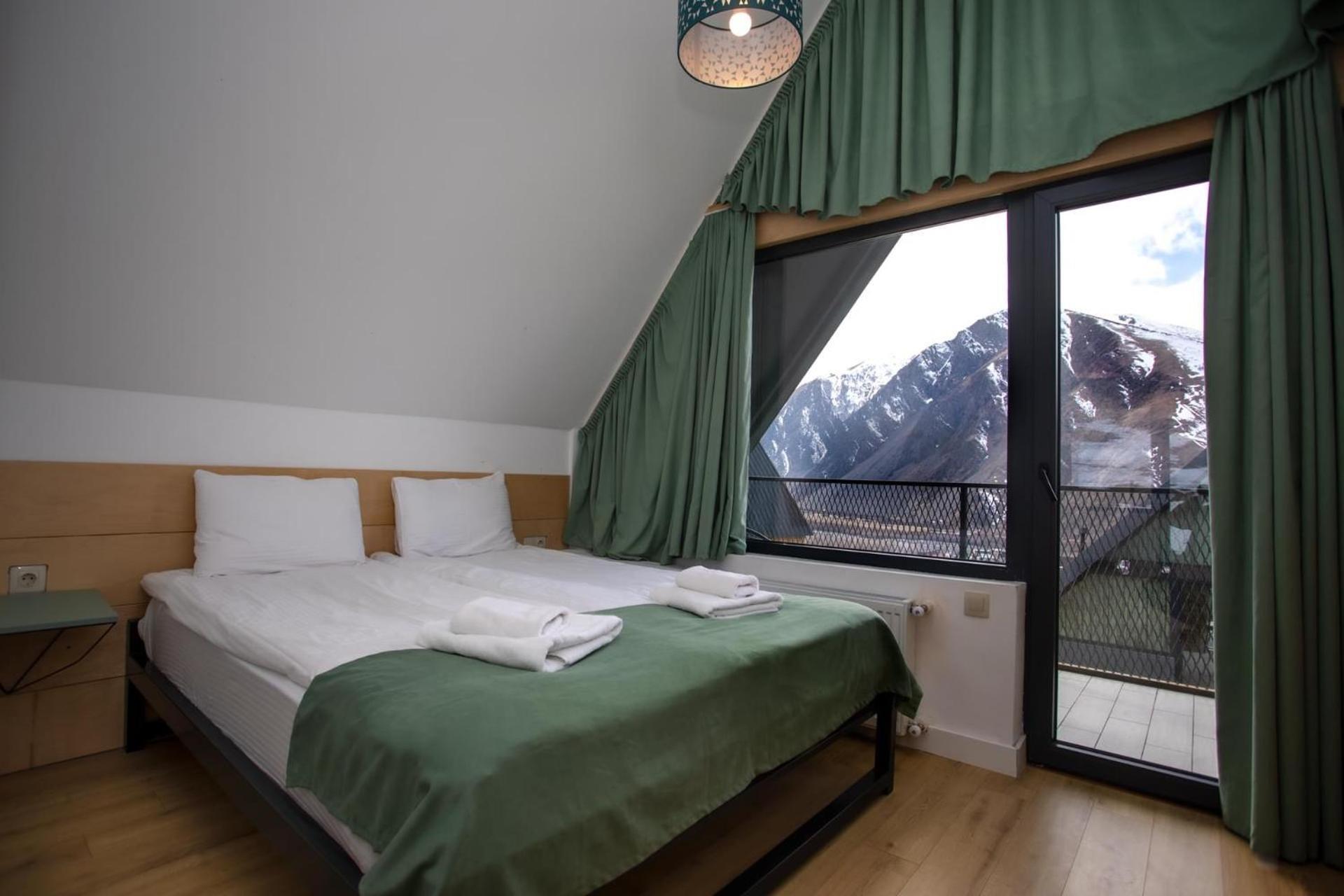 Kazbegi View Cottages ภายนอก รูปภาพ